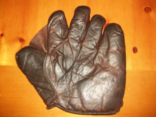 Dave Robertson Thomas E. Wilson Full Web Front